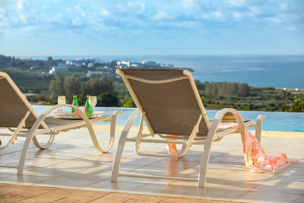 Villa Blue Jadeite Péja Eksteriør bilde